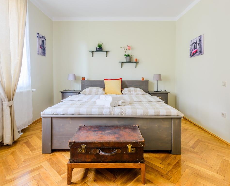 Meno Apartment Sibiu Eksteriør billede