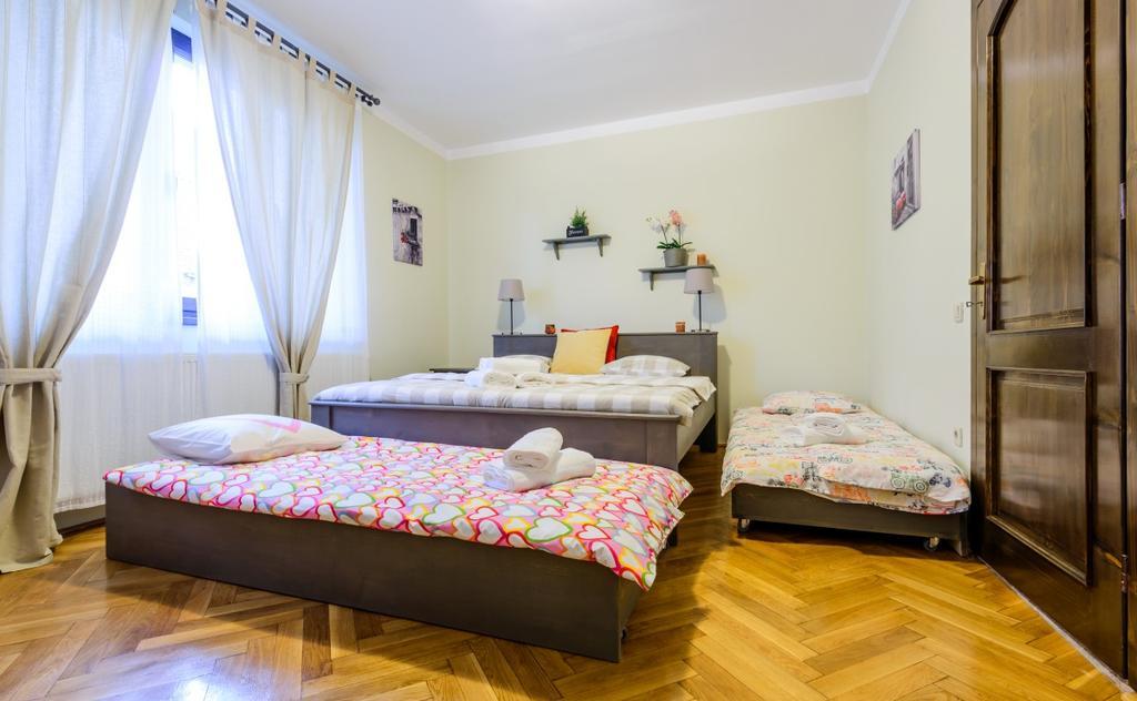 Meno Apartment Sibiu Eksteriør billede